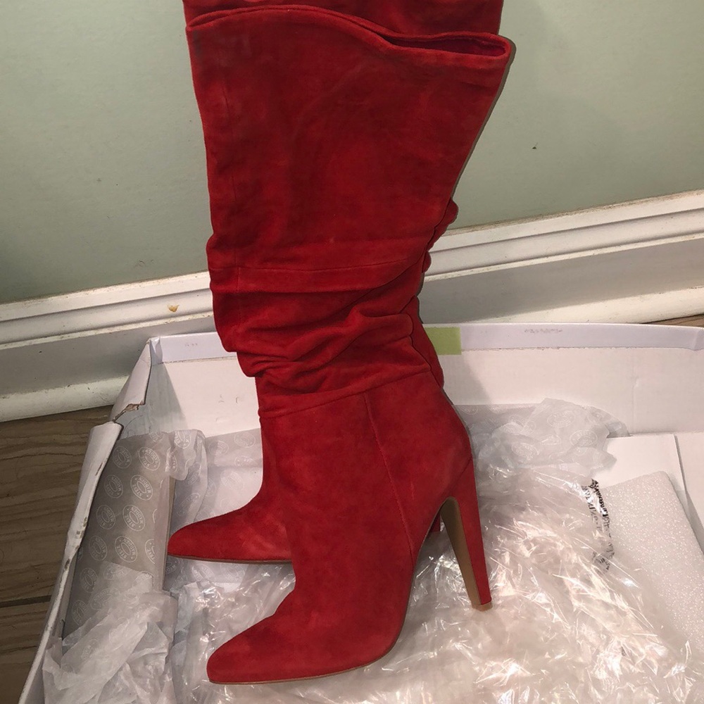Women’s Suede Knee Boots
